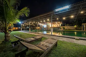 Sinar Eco Resort image