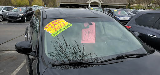 Used Car Dealer «Deals Unlimited Inc», reviews and photos, 8705 Portage Rd, Portage, MI 49002, USA