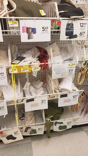 Fabric Store «Jo-Ann Fabrics and Crafts», reviews and photos, 4600 W Broad St, Columbus, OH 43228, USA