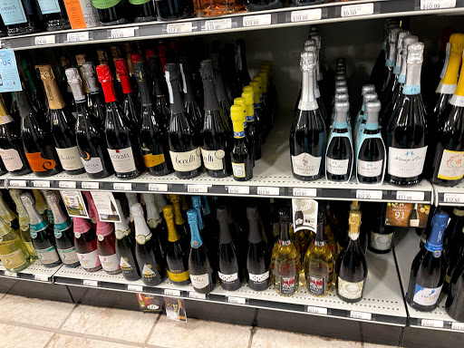 Wine Store «Worldwide Wine & Spirits», reviews and photos, 480 Queen St, Southington, CT 06489, USA