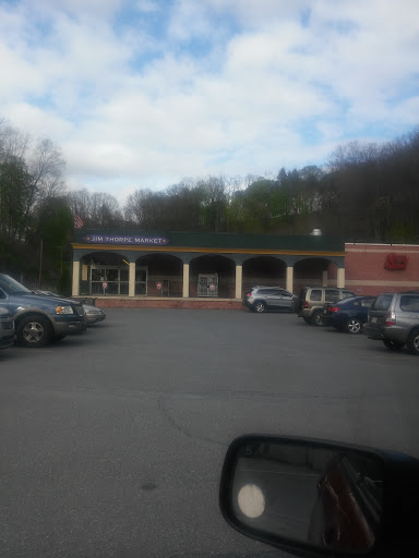 Supermarket «Jim Thorpe Market», reviews and photos, 1 River St, Jim Thorpe, PA 18229, USA