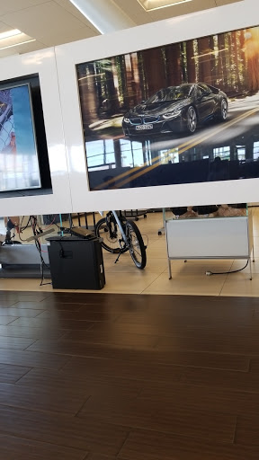 BMW Dealer «BMW of Henderson», reviews and photos, 261 Auto Mall Dr, Henderson, NV 89014, USA