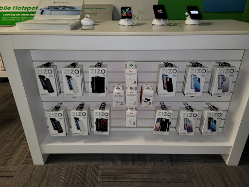 Cell Phone Store «Cricket Wireless Authorized Retailer», reviews and photos, 3452 US-19, Holiday, FL 34691, USA