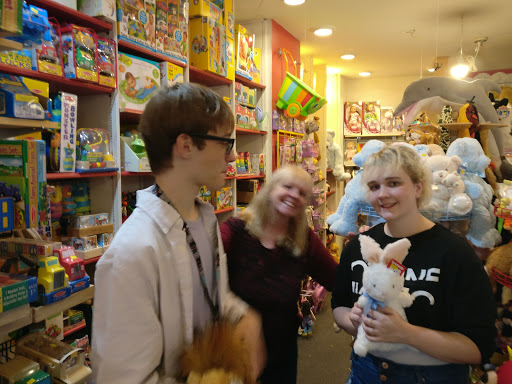 Toy Store «Fun Buy The Pound Toy Store», reviews and photos, 406 Beaver St, Sewickley, PA 15143, USA