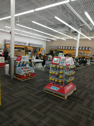 Office Supply Store «OfficeMax», reviews and photos, 43165 Ford Rd, Canton, MI 48187, USA