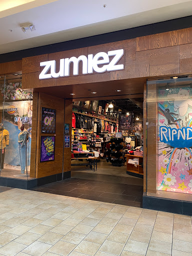 Zumiez