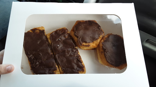 Donut Shop «Cresent Donut Shops», reviews and photos, 231 S Adams St, Bloomington, IN 47404, USA