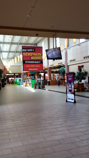 Shopping Mall «Jordan Creek Town Center», reviews and photos, 101 Jordan Creek Pkwy, West Des Moines, IA 50266, USA