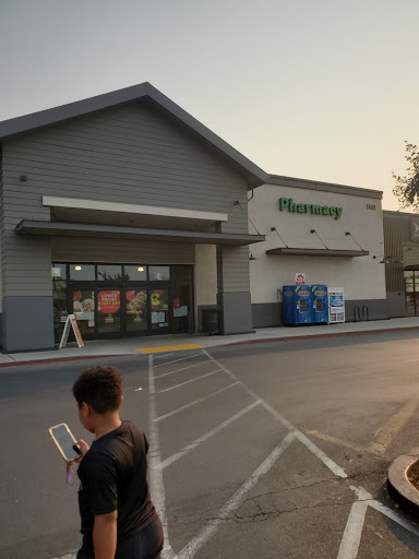 Supermarket «Save Mart Supermarkets», reviews and photos, 1337 E Pacheco Blvd, Los Banos, CA 93635, USA