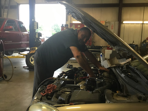 Auto Repair Shop «Jim Roberts Auto Repair», reviews and photos, 1412 Mark Allen Ln, Murfreesboro, TN 37129, USA