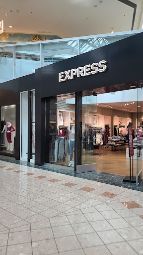 Clothing Store «Express», reviews and photos, 3101 PGA Boulevard, Palm Beach Gardens, FL 33410, USA