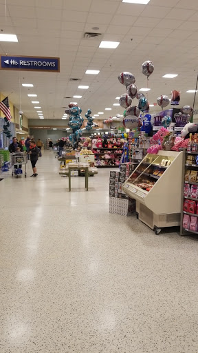 Supermarket «Publix Super Market at Coweta Crossing Shopping Center», reviews and photos, 370 Bullsboro Dr, Newnan, GA 30263, USA