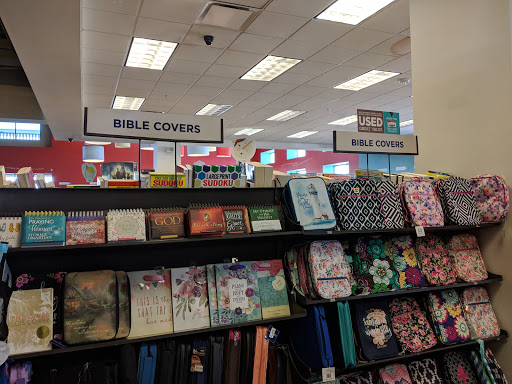 Book Store «Books-A-Million», reviews and photos, 137 Spotsylvania Mall Dr, Fredericksburg, VA 22407, USA