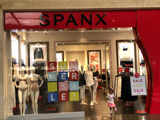 Lingerie Store «Spanx», reviews and photos, 8687 N Central Expy, Dallas, TX 75225, USA