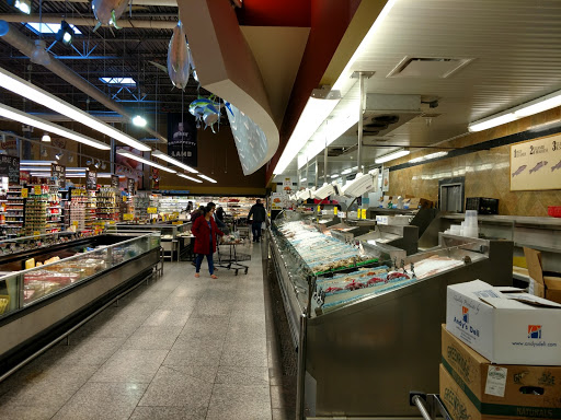 Grocery Store «Fresh Farms», reviews and photos, 20 S Milwaukee Ave, Wheeling, IL 60090, USA