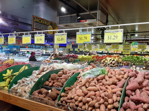 Supermarket «Junction Food Bazaar Supermarket», reviews and photos, 34-20 Junction Blvd, Flushing, NY 11372, USA