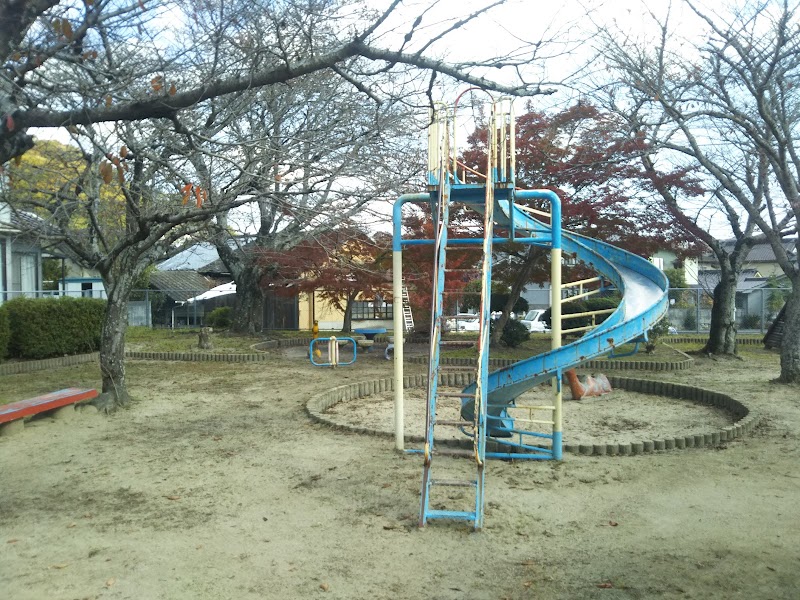 西っ子児童公園