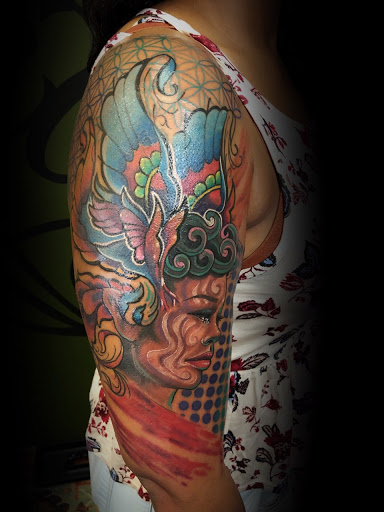 Tattoo Shop «9 Mag Tattoo», reviews and photos, 2150 S Canalport Ave, Chicago, IL 60608, USA