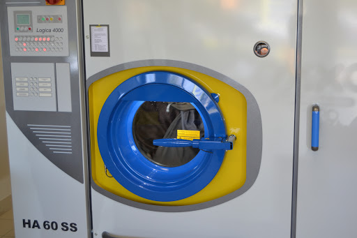 Dry Cleaner «Oxxo Care Cleaners Lake Nona», reviews and photos, 12278 Narcoossee Rd #105, Orlando, FL 32827, USA