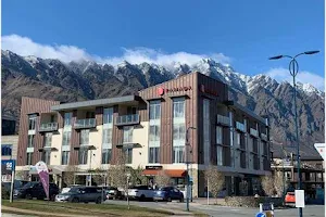 Ramada Suites by Wyndham Queenstown Remarkables Park image