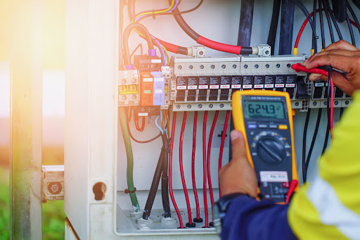 ARR INSTALACIONES ELÉCTRICAS en Málaga, Málaga