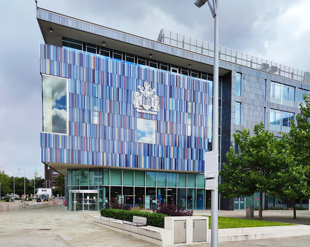 Comments and reviews of Doncaster Central Library