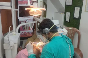 Labba's Dental Clinic & Implant Centre image