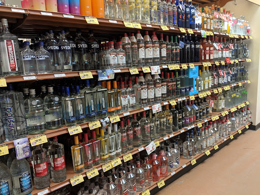 State Liquor Store «NH Liquor & Wine Outlet», reviews and photos, 12 Centerra Pkwy, Lebanon, NH 03766, USA