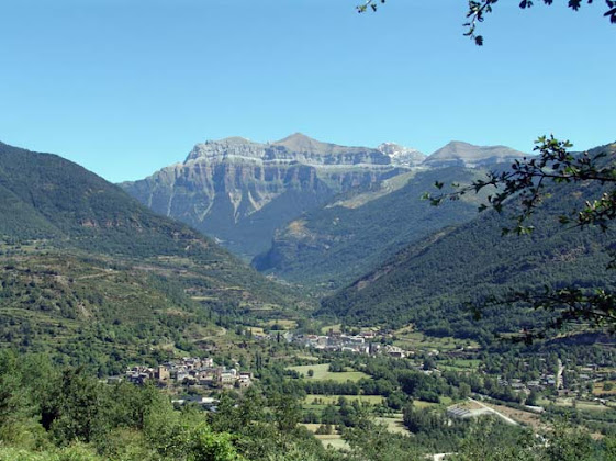 Extérieur Apartamento turístico Apartamentos Casa Pueyo 22370 Oto