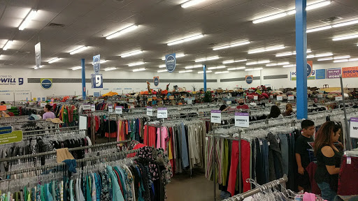 Thrift Store «99th & Buckeye Goodwill Retail Store & Donation Center», reviews and photos, 2933 S 99th Ave, Tolleson, AZ 85353, USA
