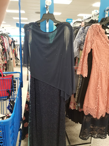 Clothing Store «Ross Dress for Less», reviews and photos, 1443 Dallas Hwy, Waxahachie, TX 75165, USA