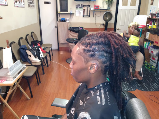 Barber Shop «Catia Family Barbershop Salon», reviews and photos, 4146 Grand Blvd, New Port Richey, FL 34652, USA