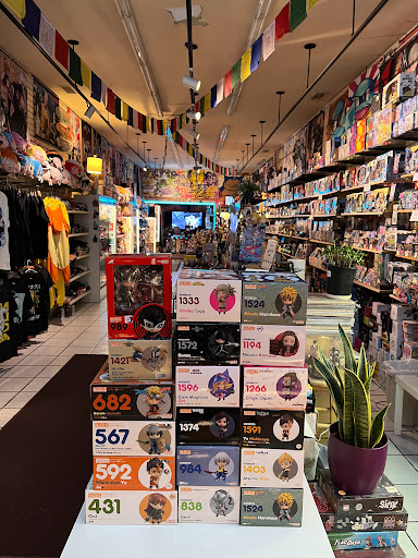 Sports Card Store «Toy Mandala», reviews and photos, 14555 Ventura Blvd, Sherman Oaks, CA 91403, USA