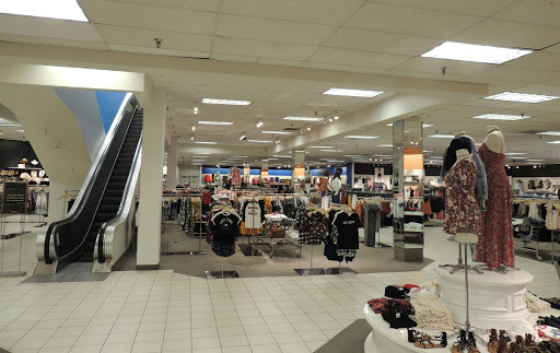 Clothing Store «Forever 21», reviews and photos, 500 Euclid St, Anaheim, CA 92801, USA