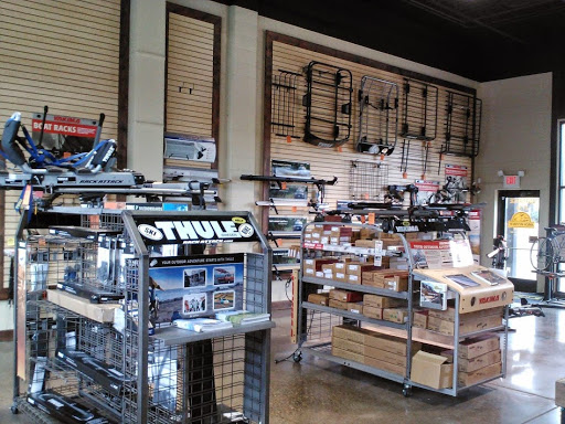 Auto Parts Store «Rack Attack Minneapolis», reviews and photos, 4170 Excelsior Blvd, St Louis Park, MN 55416, USA