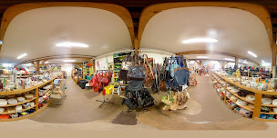 Photo n°4 de Amis et Compagnons d'Emmaüs à Villers-les-Pots ()