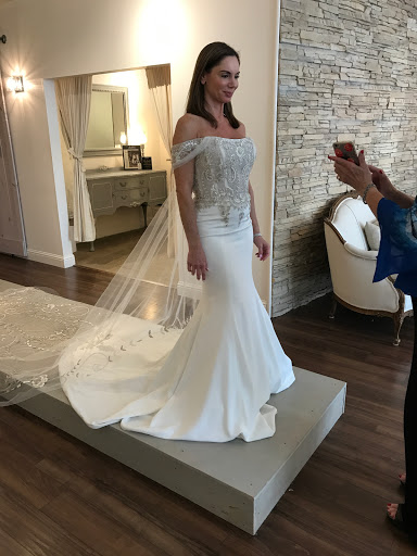 Bridal Shop «Kinsley James Couture Bridal», reviews and photos, 1623 Mt Diablo Blvd, Walnut Creek, CA 94596, USA