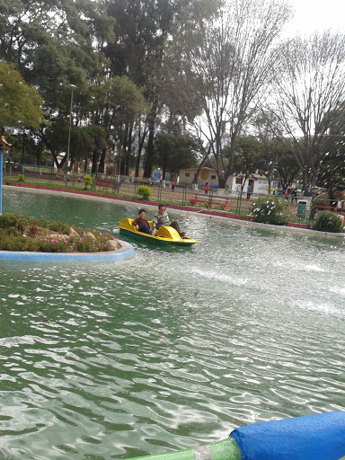 Parque Mariscal Santa Cruz