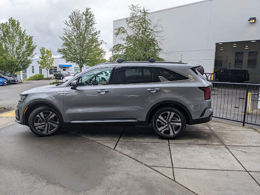 Car Dealer «Lee Johnson Auto Family», reviews and photos, 11845 NE 85th St, Kirkland, WA 98033, USA