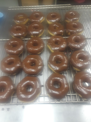 Donut Shop «Jnh Donut Shop», reviews and photos, 4880 Sunnyvale St, Dallas, TX 75216, USA