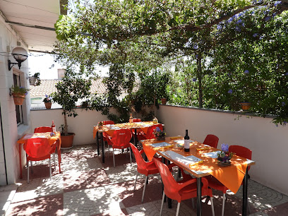 Restaurante Garden - C. Parque del Bidasoa, 03177 San Fulgencio, Alicante, Spain