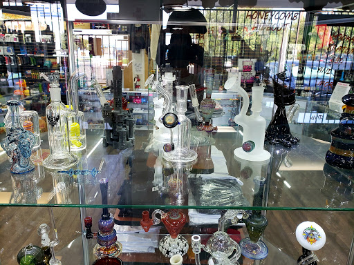 Vaporizer Store «HoneyComb HideOut Smoke Shop», reviews and photos, 467 E Plumb Ln, Reno, NV 89502, USA