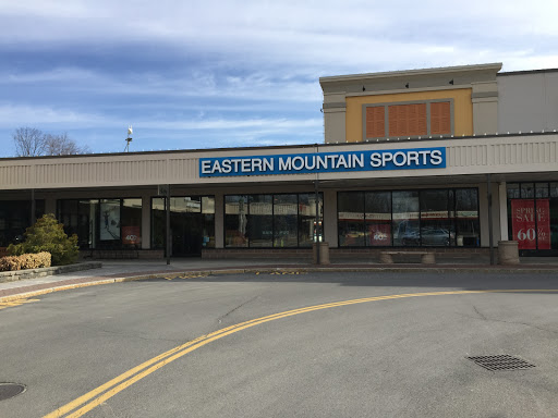 Outdoor Sports Store «Eastern Mountain Sports», reviews and photos, 1475 Western Ave, Albany, NY 12203, USA