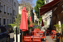 Atmosphère du Restaurant français Restaurant Le Plaza-La Paillotte à Arles - n°2