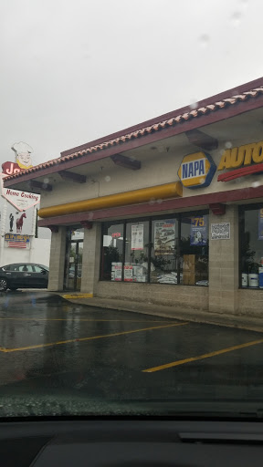 Auto Parts Store «NAPA Auto Parts - San Fernando», reviews and photos, 721 Truman St, San Fernando, CA 91340, USA
