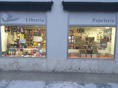 Librería Papelería Libros C. Sta. Ana, 12, 39600 Maliaño, Cantabria, España