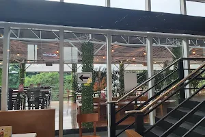 Draft Restaurant & Brewery Molito Complex, Alabang image