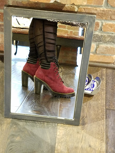 Clothing Store «The Dr. Martens Store», reviews and photos, 1527 4th Ave, Seattle, WA 98101, USA