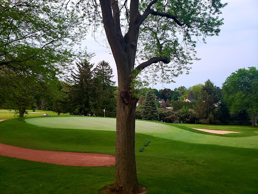 Country Club «Maple Bluff Country Club», reviews and photos, 500 Kensington Dr, Madison, WI 53704, USA