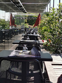 Atmosphère du Restaurant L'avant Seine à Épinay-sur-Seine - n°15